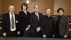 Hvatningarstyrkir Vísindasjóðs Landspítala afhentir 30. nóvember 2016 - Páll Matthíasson forstjóri, Ingibjörg Gunnarsdóttir, Páll Torfi Önundarson, Viðar Örn Eðvarðsson, Rósa Björk Barkardóttir, formaður vísindaráðs Landspítala.